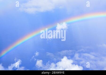 arcobaleno nel cielo Foto Stock