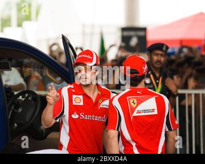 Formula 1, GP Malesia, Sepang, aprile 10 2011. Fernando Alonso e Felipe massa, team Scuderia Ferrari Foto Stock