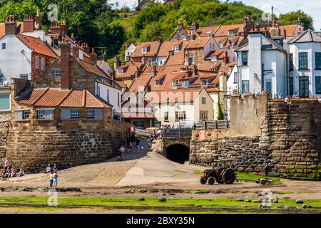 Robin Hood's Bay vicino a Whitby, Scarborough, Inghilterra Foto Stock