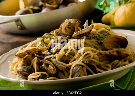 Pasta con vongole Foto Stock