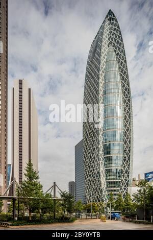 Tokyo Japan 31 Ottobre 2016 : Vista esterna della Torre Mode Gakuen (conosciuta anche come edificio del bozzolo) a Tokyo, Giappone Foto Stock