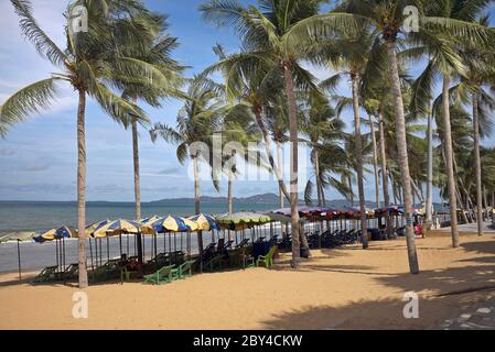 Spiaggia di Jomtien, Pattaya, Thailandia, Sud-est asiatico Foto Stock