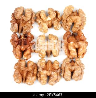 nove metà in noce Foto Stock