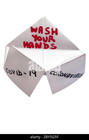 Origami fortune teller, carta fortuna teller, per Coronavirus Covid-19 - lavare le mani Foto Stock