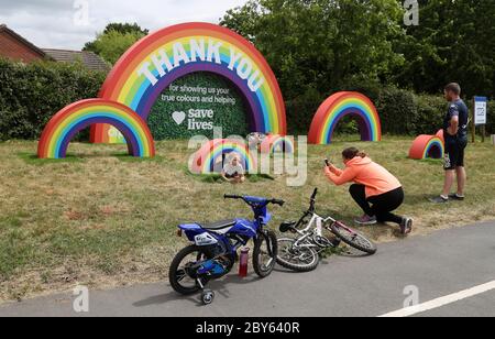 Grazie NHS segni vicino Worcestershire Royal Hospital. Domenica 17 2020 maggio Foto Stock