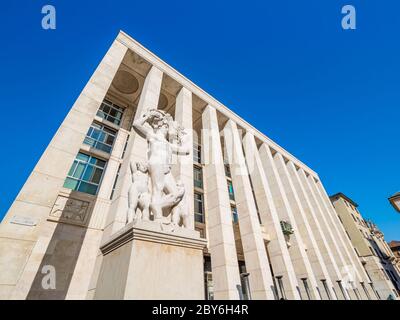 Monumento in piazza della Liberta, Bergamo, Lombardia, Italia Foto Stock