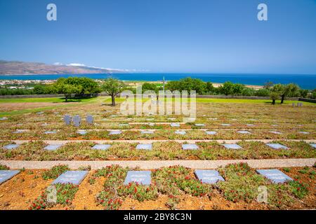 Cimitero della seconda guerra mondiale dei paracadutisti tedeschi che hanno ucciso nella battaglia di Creta, Maleme, Creta, Grecia Foto Stock