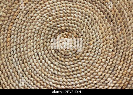 Primo piano su Wicker Winten cerchi Foto Stock