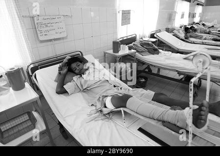 Ospedale di emergenza, Battambang, Cambogia, Asia, effetti delle mine Foto Stock