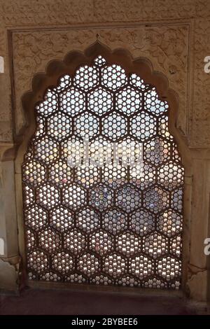 Ornamento finestra di reticolo in India Foto Stock