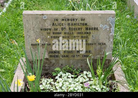 Tomba di Janie King Moore, Holy Trinity Churchyard, Headington, Oxford, Regno Unito Foto Stock