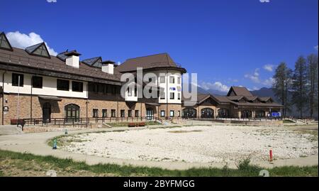 Villaggio olimpico in montagna di Krasnaya Polyana Foto Stock