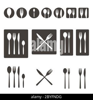 Posate semplice piatto icone set. Logo della forcella del cucchiaio. Icona Vector Eat. Illustrazione isolata. Coltello, cucchiaio da tavola, cucchiaio da tè, cucchiaio per pasta italiana, coltello per pasta Illustrazione Vettoriale