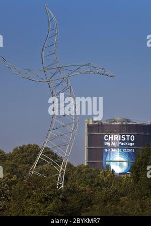 Artwork Zauberlehrling di fronte al gasometro Foto Stock