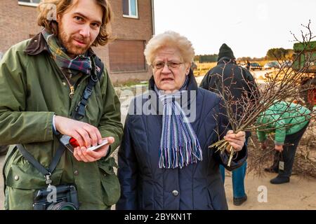 Città abbandonata di Borschemich, Germania. I depositi di lignite sotto i villaggi del basso Reno hanno costretto i residenti a lasciare la loro proprietà e centro di vita Foto Stock