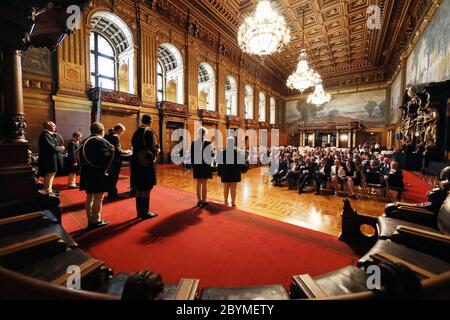 01.07.2019, Amburgo, Amburgo, Germania - accoglienza del Senato in occasione del 150° Derby tedesco IDEE nella sala da ballo del municipio di Amburgo. 00S1 Foto Stock