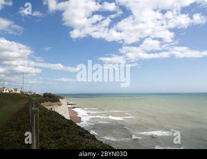 Percorso costiero a Ovingdean Beach dalla A259 vicino Rottingdean, Sussex est Foto Stock