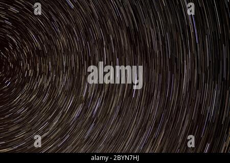Tracce di stelle a lunga esposizione Foto Stock
