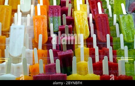 Mercato di San José, (la Boquería) a Barcellona, Spagna Foto Stock