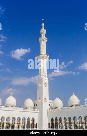 Abu Dhabi Sheikh Zayed Moschea Bianca Foto Stock