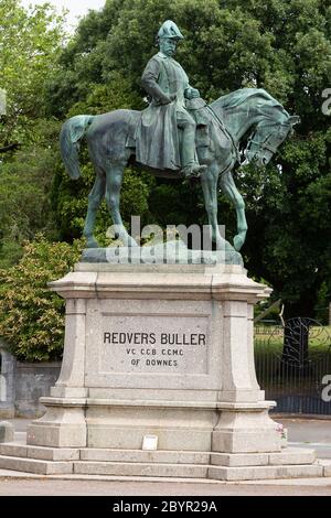 La controversa statua del generale Sir Redvers buller che fu eretta a Exeter, devon, nel 1905. Continuano le voci che egli ha avuto una mano in crimini di guerra a. Foto Stock