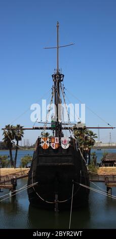 Vista posteriore della Caravella Pinta nel molo delle caravelle Palos de la Frontera Huelva Andalusia Spagna Foto Stock