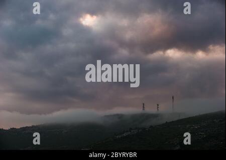 Osservare Atene dal monte Pendeli al tramonto Foto Stock