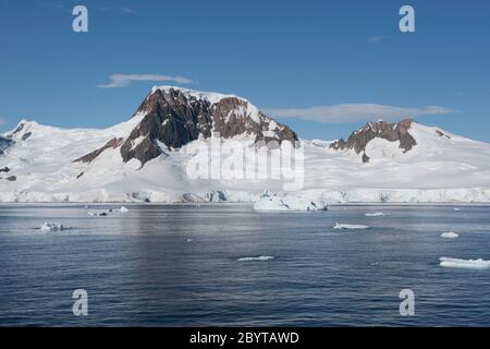 Charlotte Bay sulla penisola antartica, Antartide Foto Stock