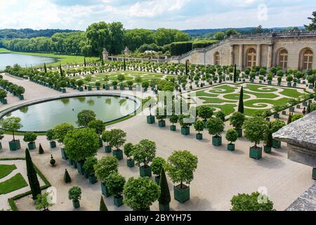 I giardini del Palazzo di Versailles sono bellissimi. Foto Stock