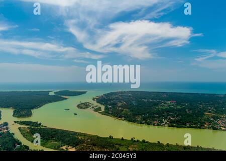 Una vista dall'alto di un fiume, Kota Bharu, Malesia Foto Stock