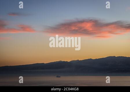 Vista mattutina sul Mar Mediterraneo da Beirut, Libano Foto Stock