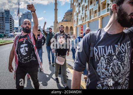 Protesta contro il governo su una piazza dei Martiri a Beirut, Libano, marzo 2020 Foto Stock