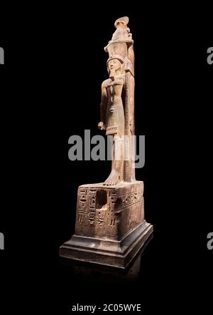 Colossale antica statua egiziana di Sothy II, arenaria, nuovo Regno, XIX dinastia, (1202-1198 a.C.), Tempio di Karnak di Amon. Museo Egizio, Torino. Bla Foto Stock