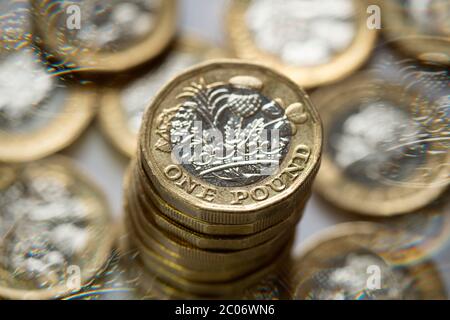 Monete da sterline (GBP) Foto Stock