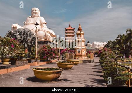 Vinh Trang Pagoda nel delta del Mekong nel Vietnam del Sud Foto Stock