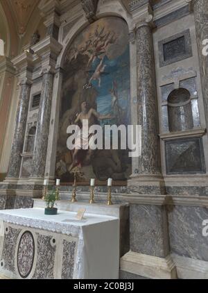 Rovereto Trentino Alto Adige Italia. Interno della Chiesa di San Marco. Altare di San Girolamo. Foto Stock