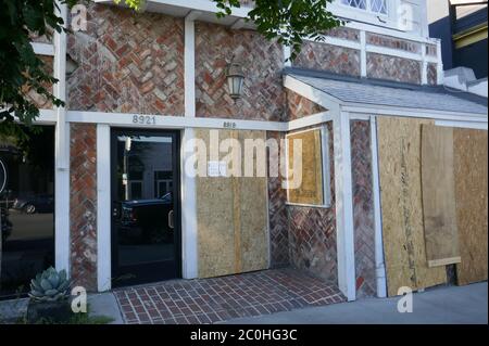 West Hollywood, California, USA 11 giugno 2020 UNA visione generale della ex location del London Fog dove Jim Morrison e le porte si sono esibiti in concerto al 8919 Sunset Blvd il 11 giugno 2020 a West Hollywood, California, USA. Foto di Barry King/Alamy Stock foto Foto Stock