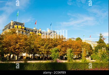 Hotel di lusso in autunno a Losanna, Svizzera. Foto Stock