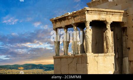 Il portico delle Cariatidi. L'Erechtheum, l'Acropoli di Atene in Grecia. Foto Stock