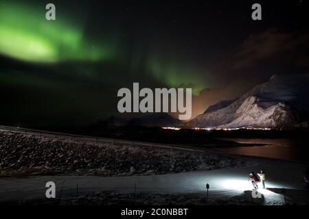 Splendido sfondo dell'aurora boreale a Lofoten. Foto Stock