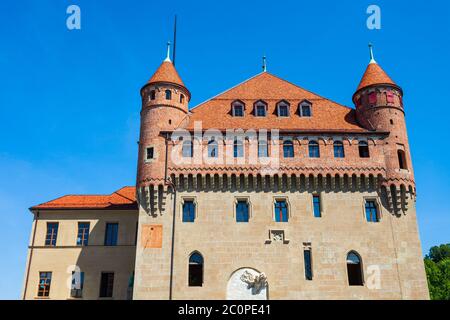 Chateau Saint-Maire o Saint Maire Castle è un castello medievale nella città di Losanna, che si trova sulle rive del Lago di Ginevra in Svizzera Foto Stock