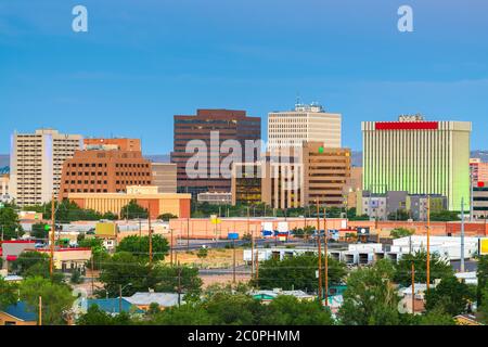 Albuquerque, Nuovo Messico, Stati Uniti d'America downtown cityscape al crepuscolo. Foto Stock