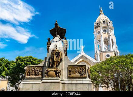 Monumento a Simon Bolivar nella città vecchia di Panama City Foto Stock