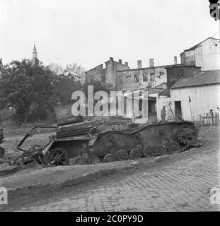 Wehrmacht Heer Panzerkampfwagen IV PzKpfw IV Panzer IV als rack - Rauf dell'esercito tedesco di un carro armato tedesco tipo Panzer IV Foto Stock