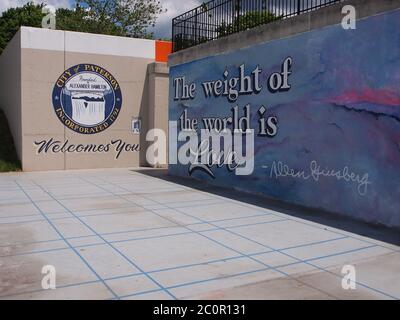 Parco storico nazionale delle Great Falls, Paterson, New Jersey. In fase di riabilitazione, l'area urbana fu un tempo branata. Foto Stock