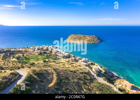 Piccolo villaggio di pescatori tradizionale di Mochlos, Creta, Grecia. Foto Stock