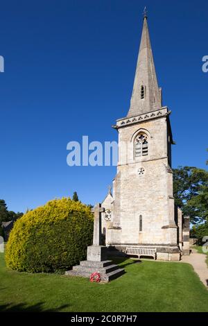 Chiesa parrocchiale di St Mary, Lower Slaughter, Cotswolds, Gloucestershire, Inghilterra, Regno Unito Foto Stock