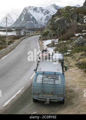 Il mio camper VW 4x4 a Lofoten. Foto Stock