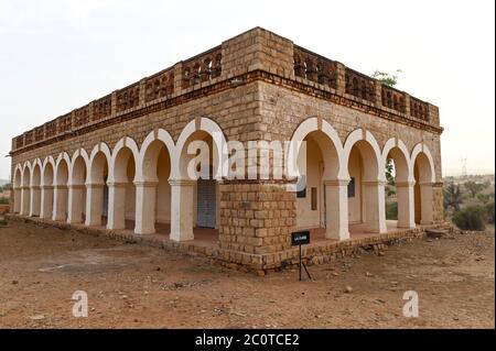 MALI, Kayes, Fort de Médine di ex potenza coloniale francese, vecchia stazione ferroviaria le gare Foto Stock