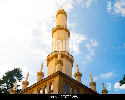 Minareto nel parco di Lednice, Lednice-Valtice paesaggio culturale, Repubblica Ceca Foto Stock